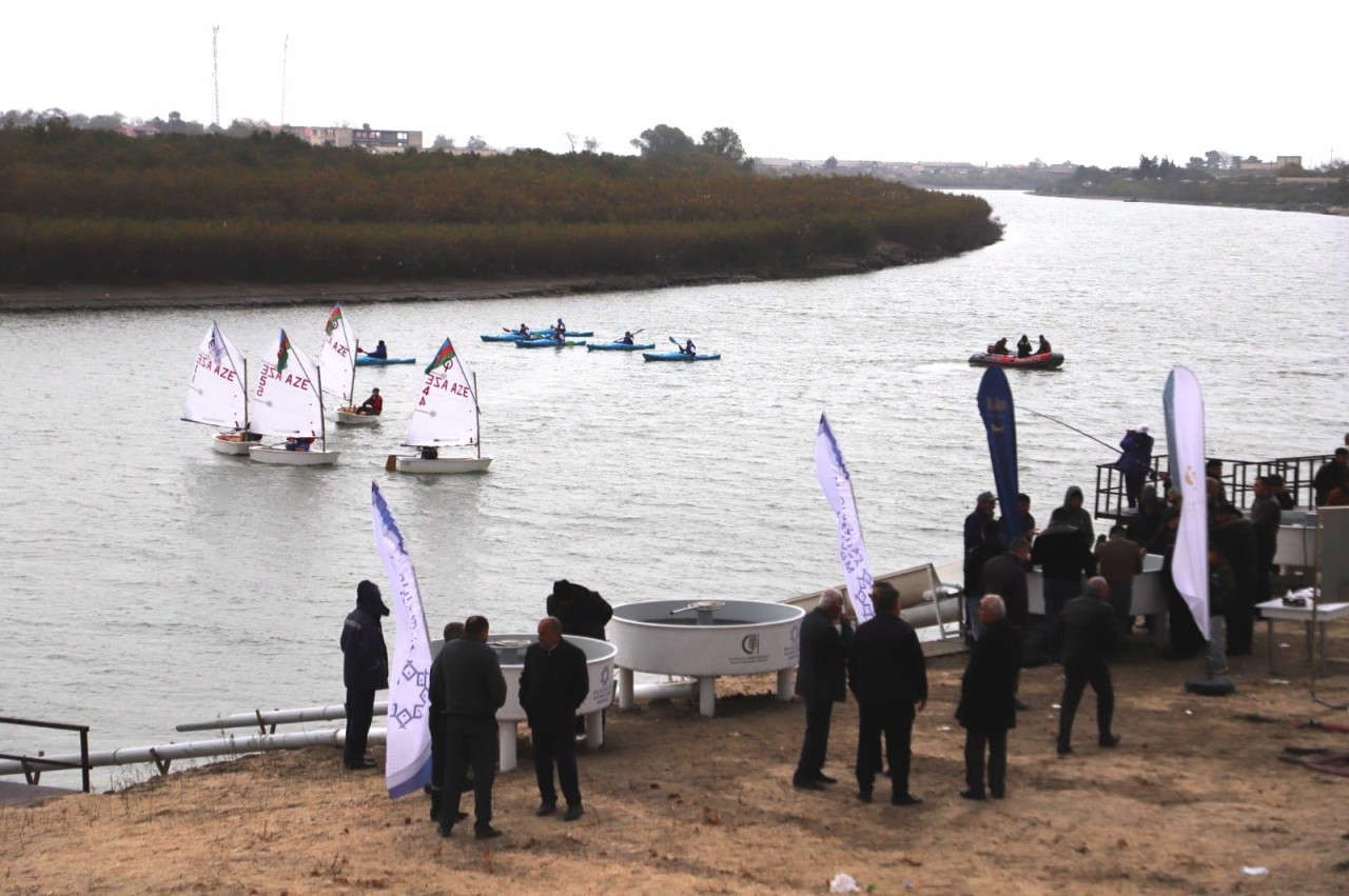 Balıq ətri, kulinariya şousu və su macərası: Neftçala Festivalı böyük marağa səbəb oldu